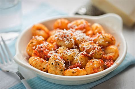 Gnocchi restaurant - May 30, 2023 · Get ready: Set an oven rack in the top third of the oven and preheat the oven to 400°F. Bring a large pot of water to a rolling boil and season with salt. Coat a large oven-proof baking dish in a thin layer of …